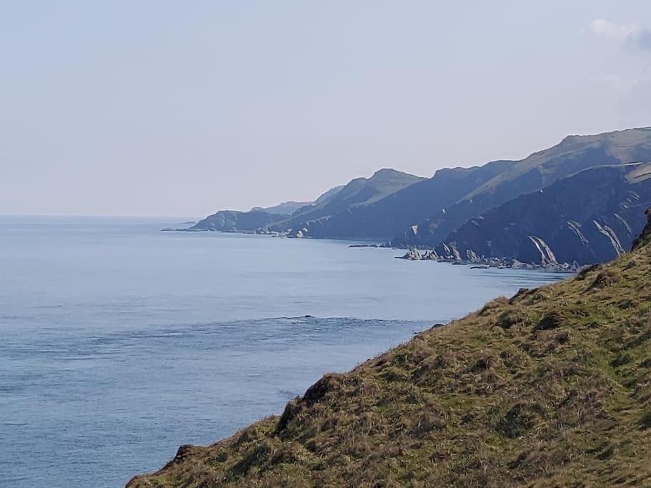 Flat 1 High Tide House, Mortehoe - Beautifully Designed Ground Floor Flat With Sea Views And Garden Exterior foto